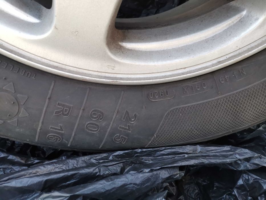 Гуми 4 бр. 215 60 16 летни гуми Kleber Dynaxer Hp4 lx DOT 0920