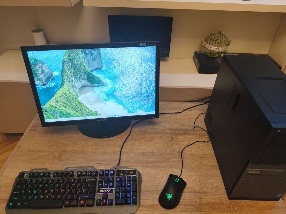 Gaming компютър с i7 и GTX 1050 TI + Монитор, клавиатура и мишка