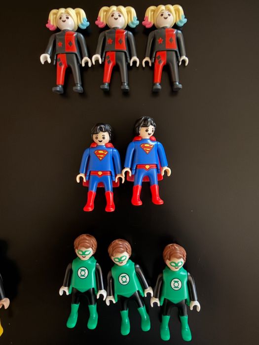 Kinder Surprise - DC Playmobil