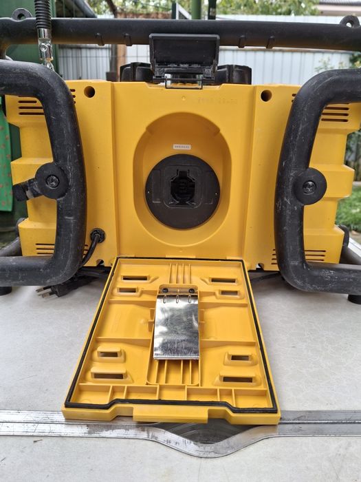 Radio santier Dewalt