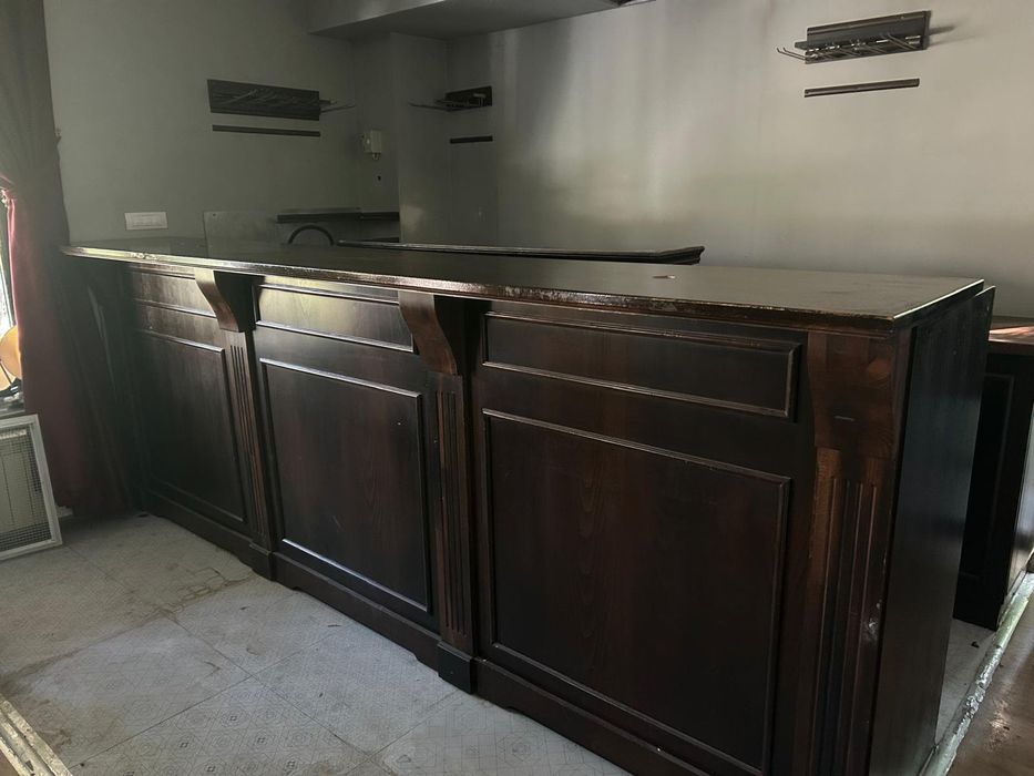 Bar living curafturi