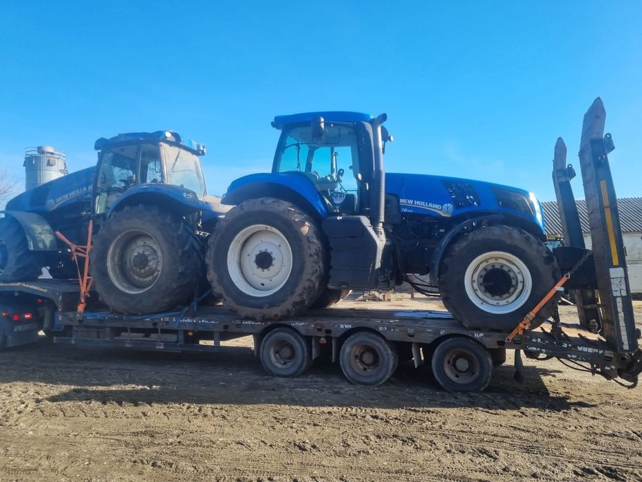 Dezmembrez new holland t8