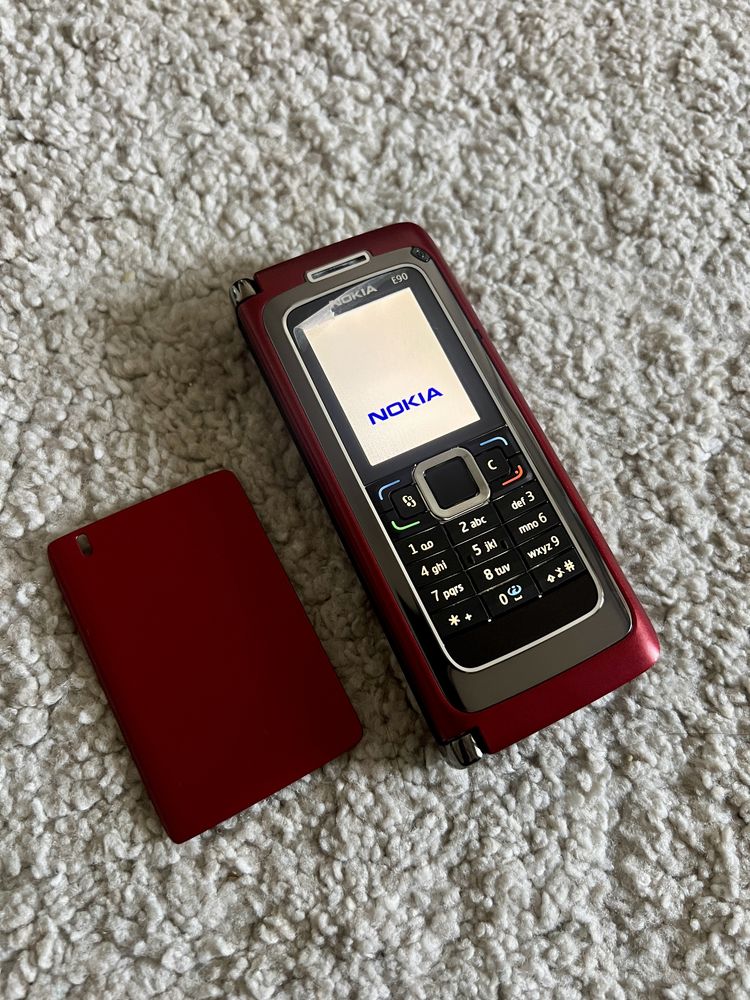 Nokia E90 Red Internet Edition