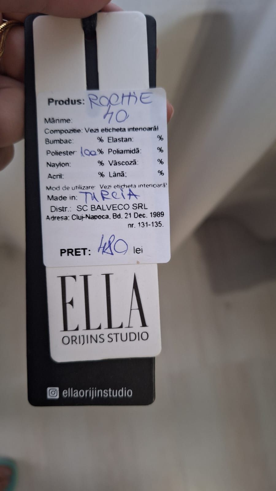 Vand rochie eleganta de zi