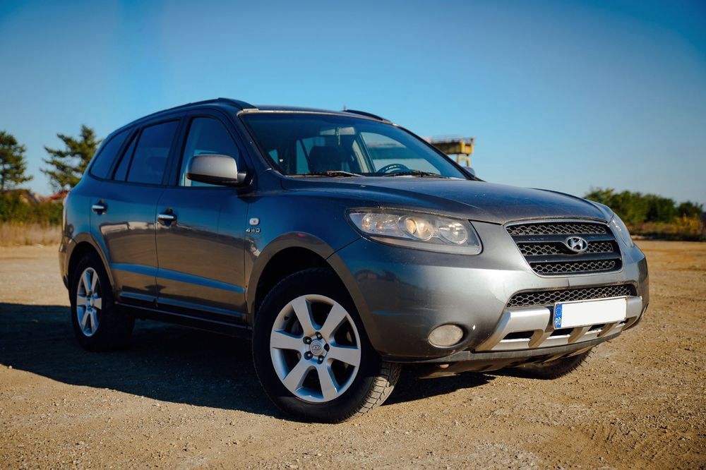 Vând Hyundai  Santa   Fe