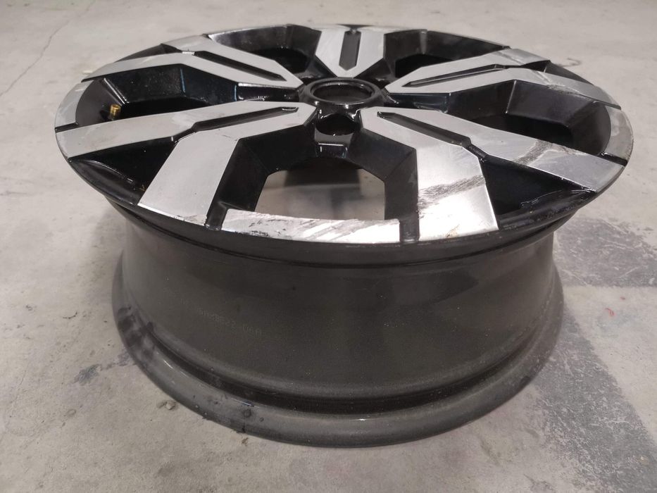 Джанта 6.5J X R17 ET50 Дачия Дустер 2 / Dacia Duster 2 Оригинална