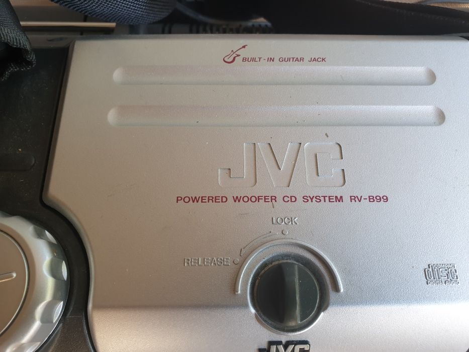 Sistem audio JVS