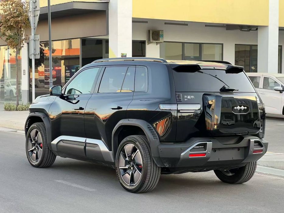 BYD Leopard 3 (electro)