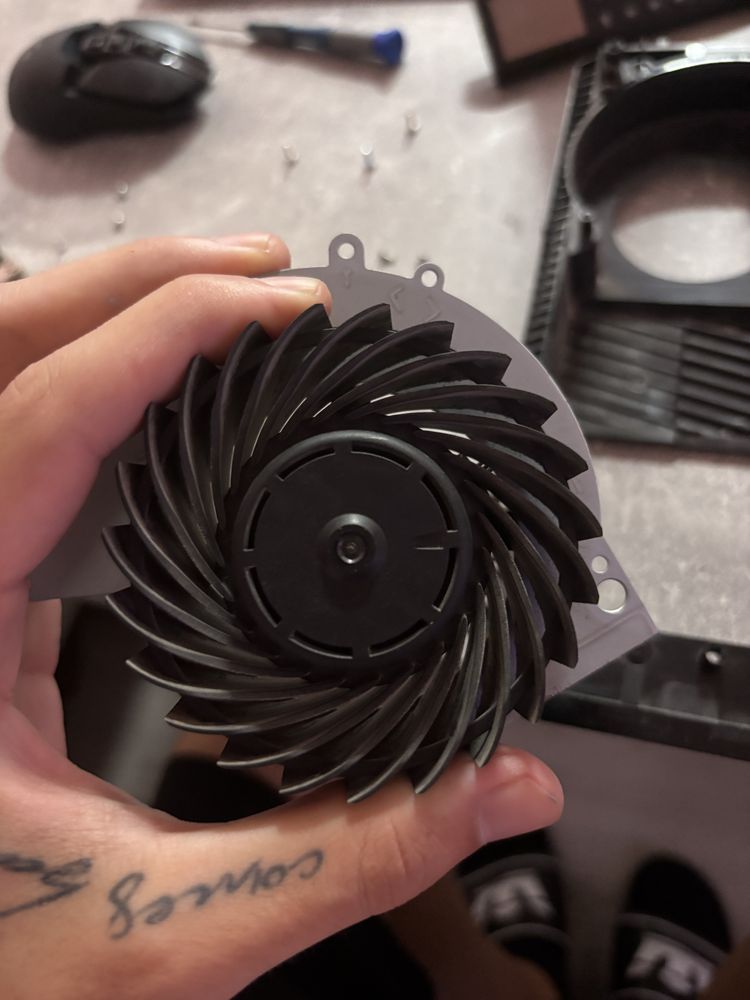 PS4 Fat 500 GB / 2 контролера