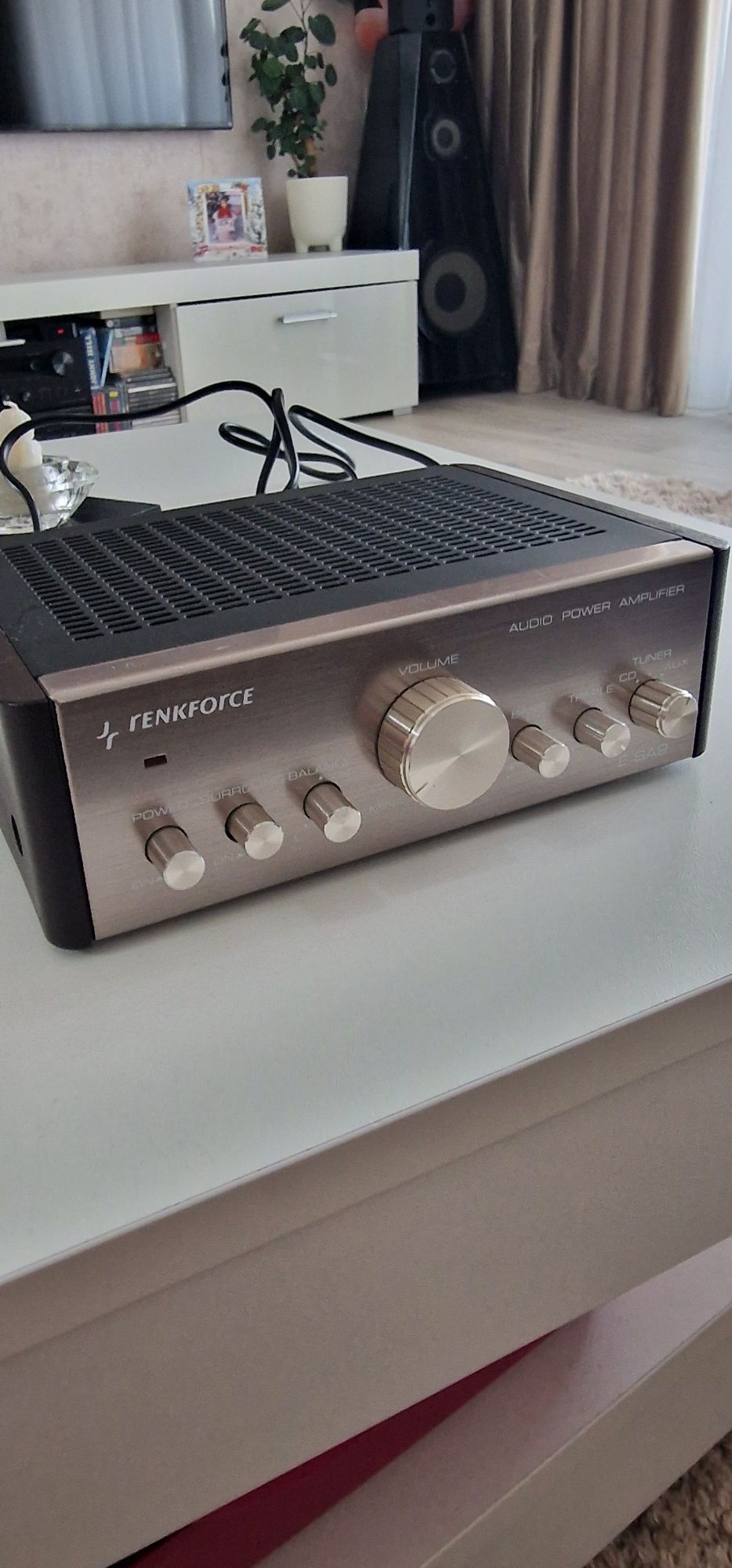 Mini amplificator Renkforce E-SA9