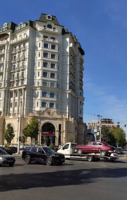 Eco House 4-х ком Мансарда потолок 6-метр Ул.Нукус ГАИ Глинка 140м²