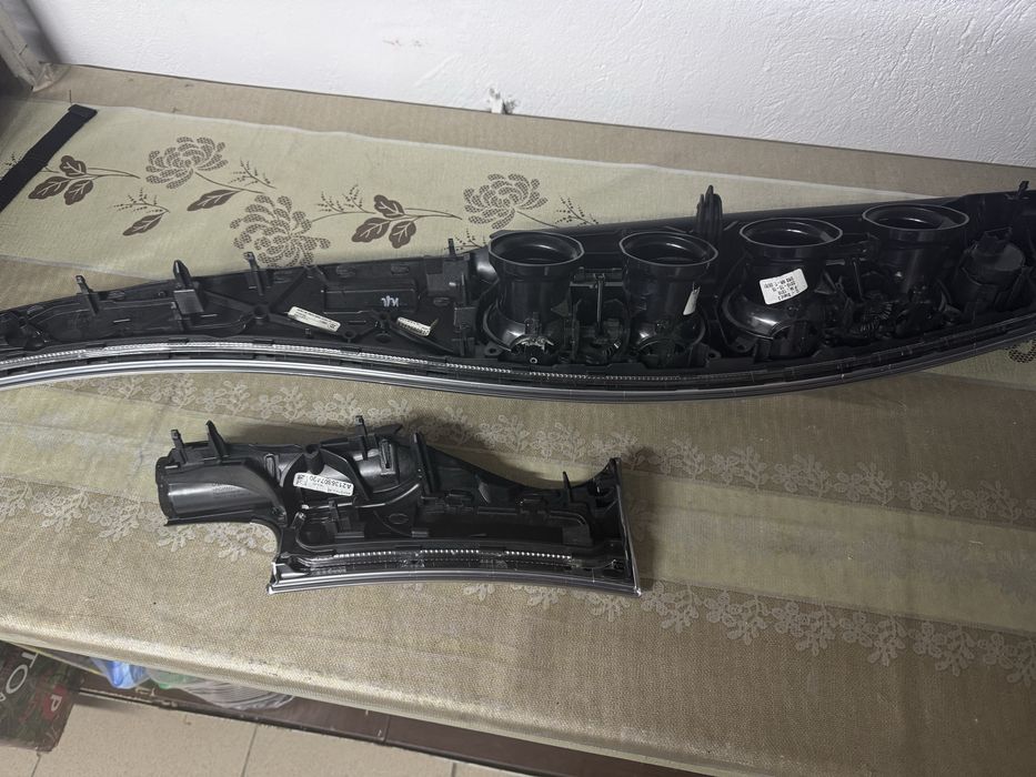 Trimuri w213 e class