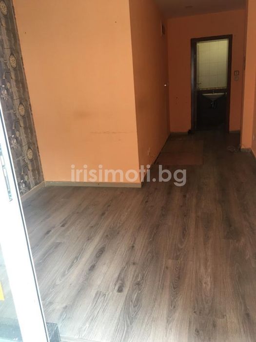 Продава офис, €51000, 34кв.м. в Център