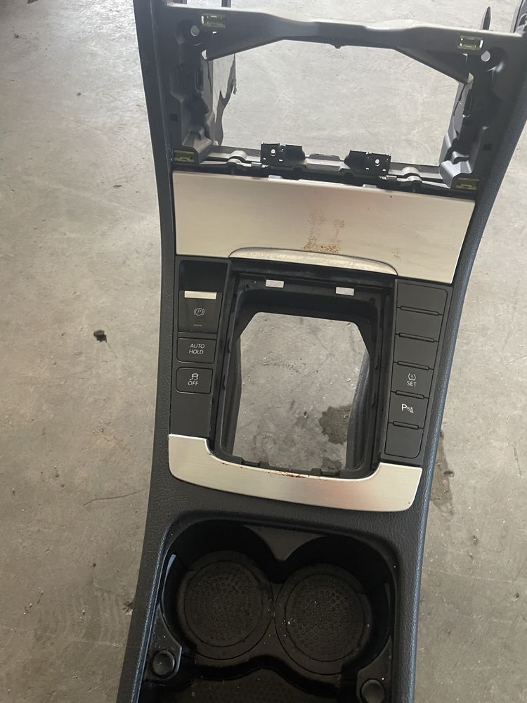 Cotiera centrala / tunel Volkswagen passat cc b7 facelift europa