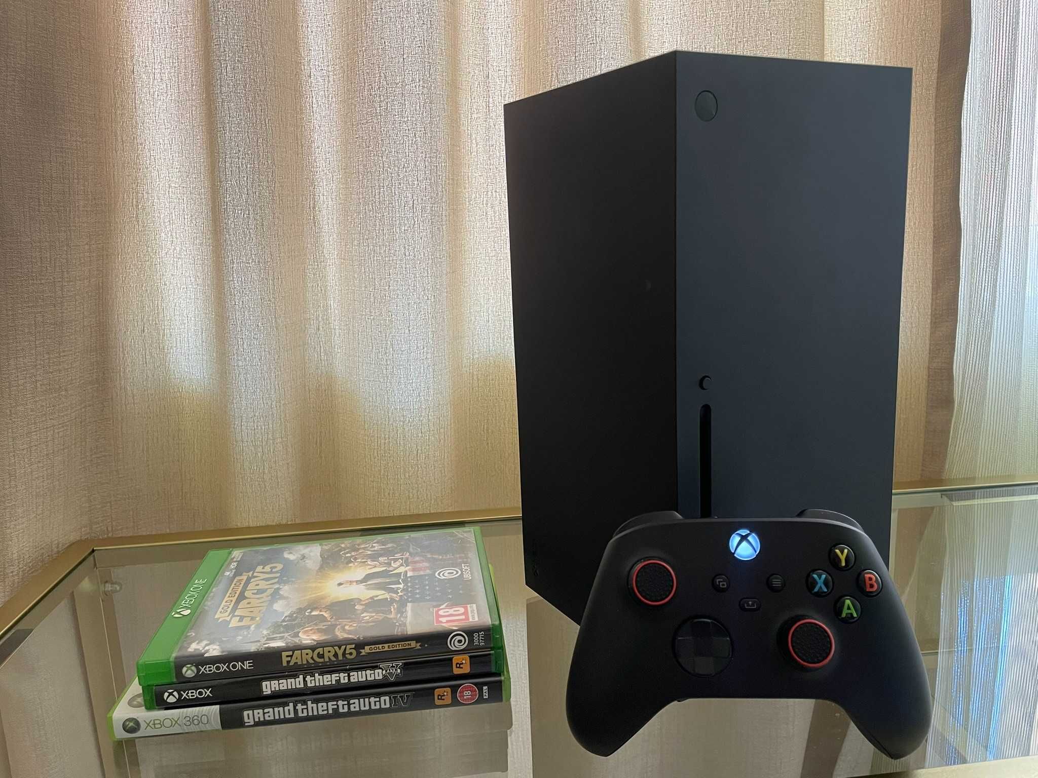 Конзола Xbox Series X 3 Игри подарък