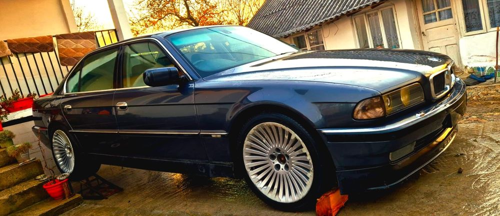 BMW 750 IL W12 E38