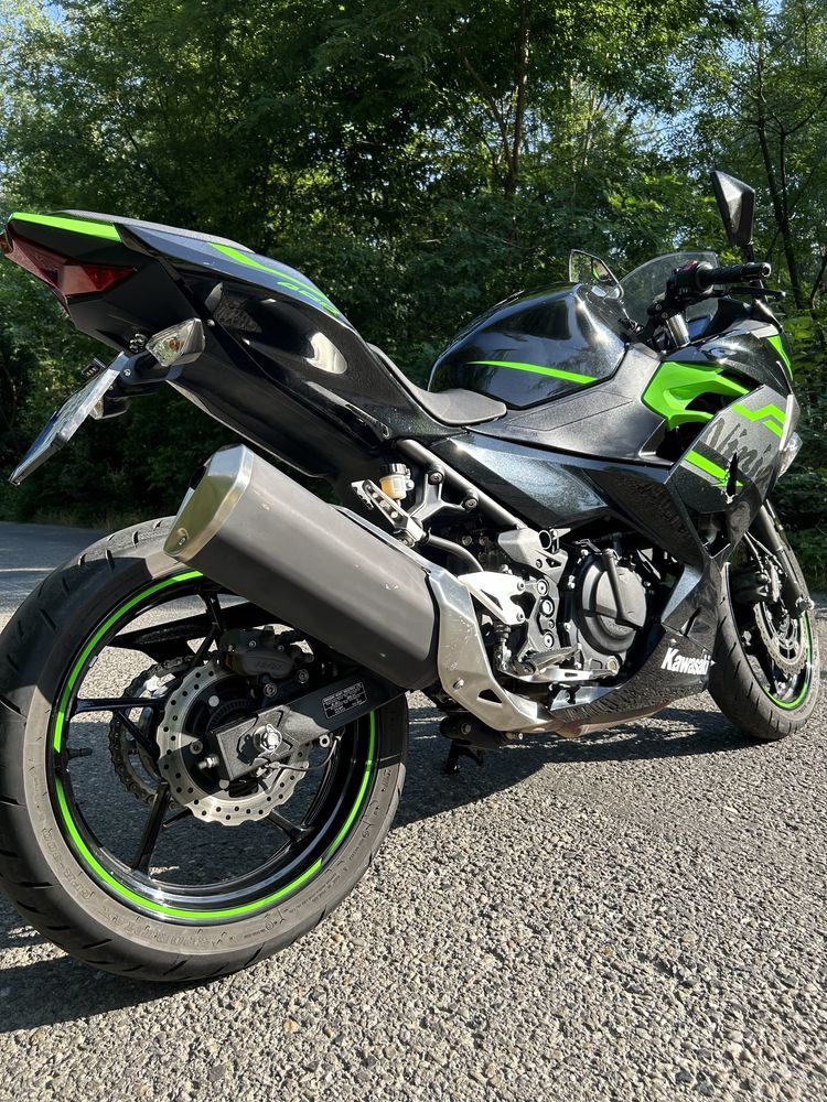 Kawasaki Ninja 400 A2