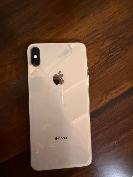 Айфон Х10 в хорошем состоянием