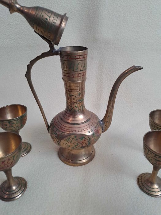 carafa bronz paharele bronz set
