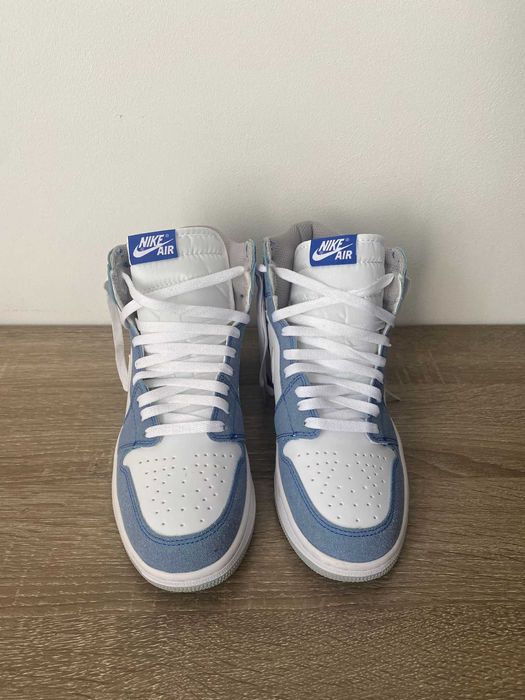 Air Jordan 1 Hyper Royale Toate marimile