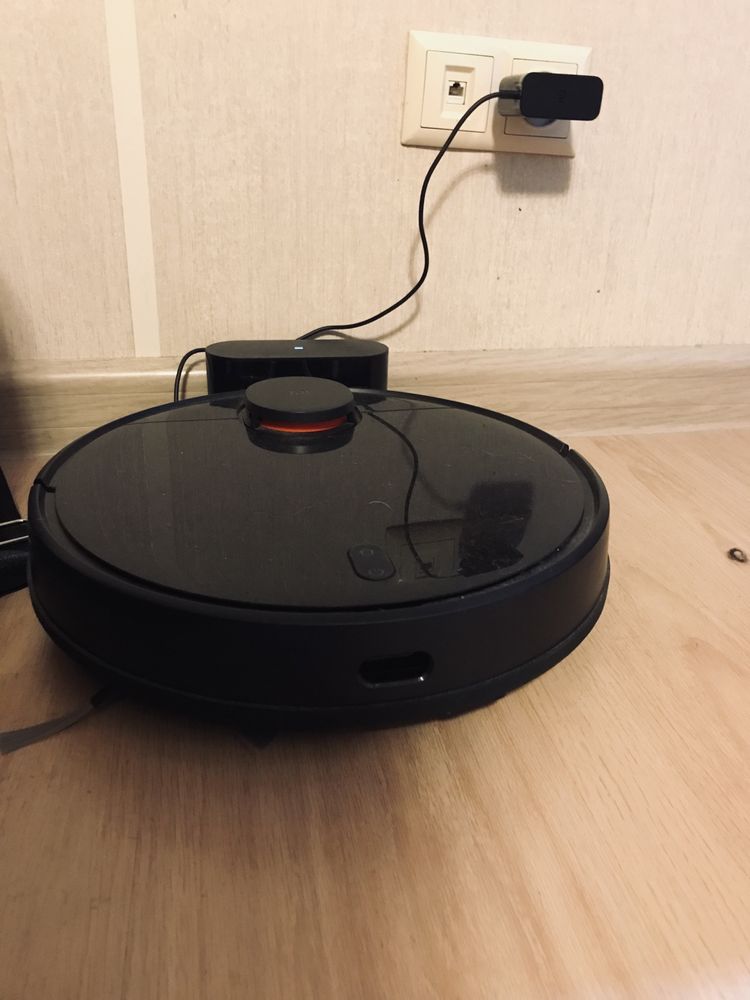 Робот-пылесос Xiaomi Robot Vacuum-Mop P SKV4110GL черный