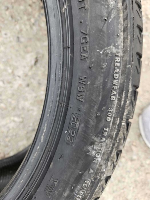 SET 2 Anvelope Vara 275/40 R20 BRIDGESTONE Alenza 001 106W - Runflat