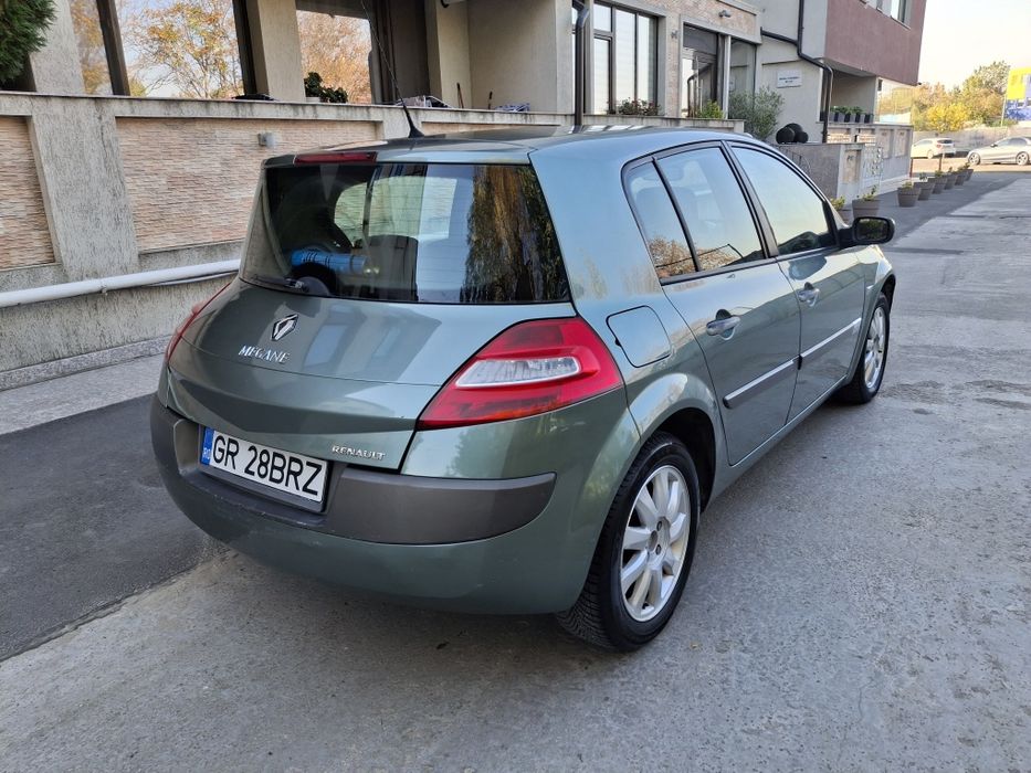 Renault megane 2 1.6 benzină euro 4 fab.2006 
fab.2006
benzina 112cp ,