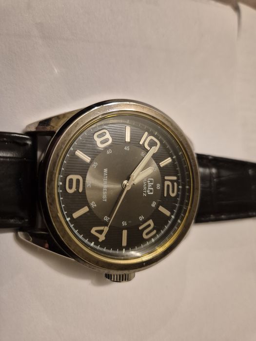 Часовник Q&Q quartz