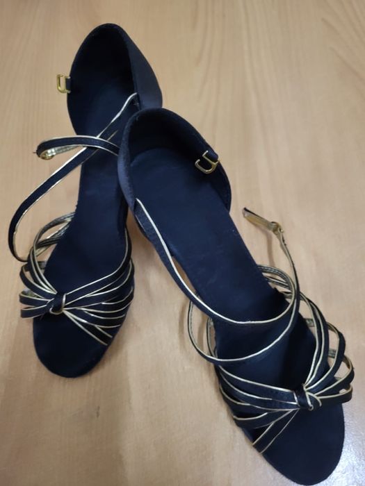 Туфли для танцев