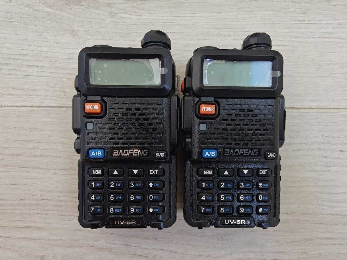 Set statii emisie receptie Baofeng UV-5R 8W programabile