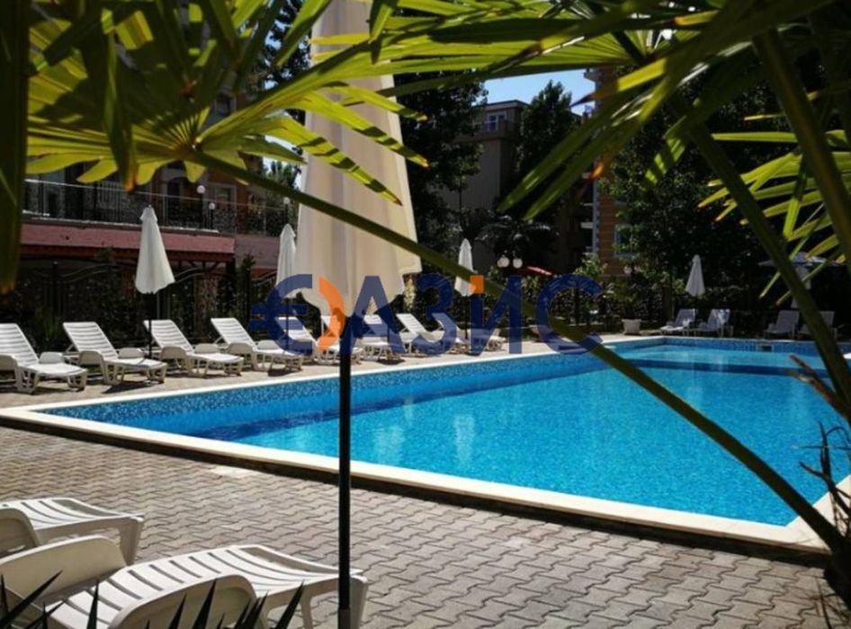 Продава се Двустаен апартамент в к.к. Слънчев бряг - 72 кв.м за 875 €/кв.м - Снимка #13