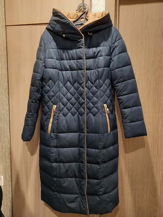 Продам женский пуховик