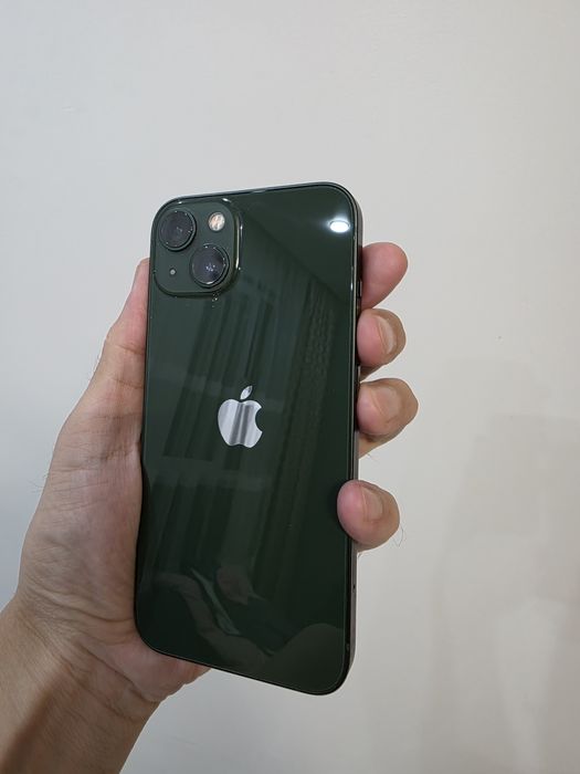 iPhone 13 256Gb в отличном состоянии