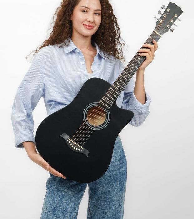 Akustik gitara chalishni hohlaysizmi yoki musiqa uchun kerakmi?