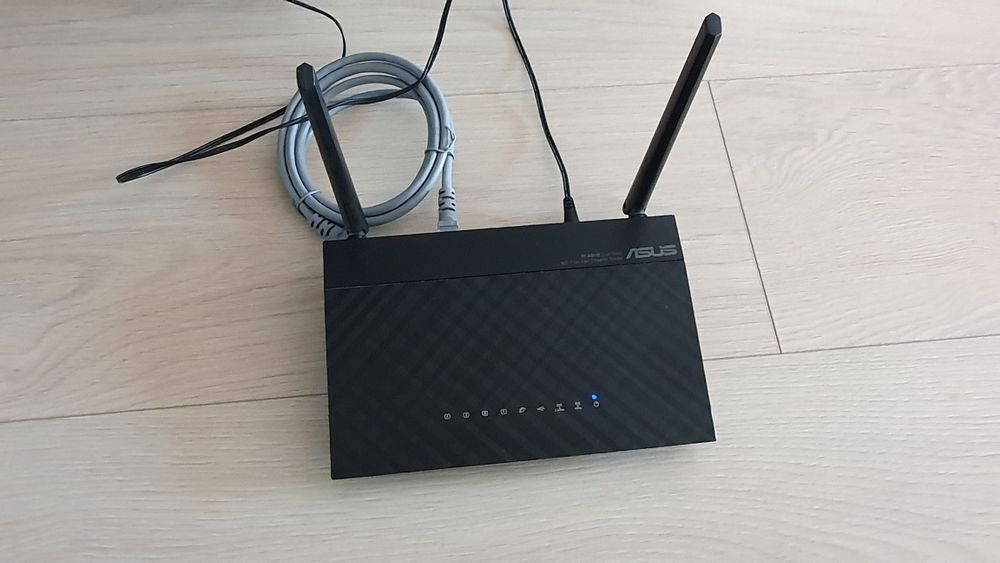 Router ASUS RT-AC51U DualBand Transf 300+433 Mbps 2.4-5 GHz Curier OLX