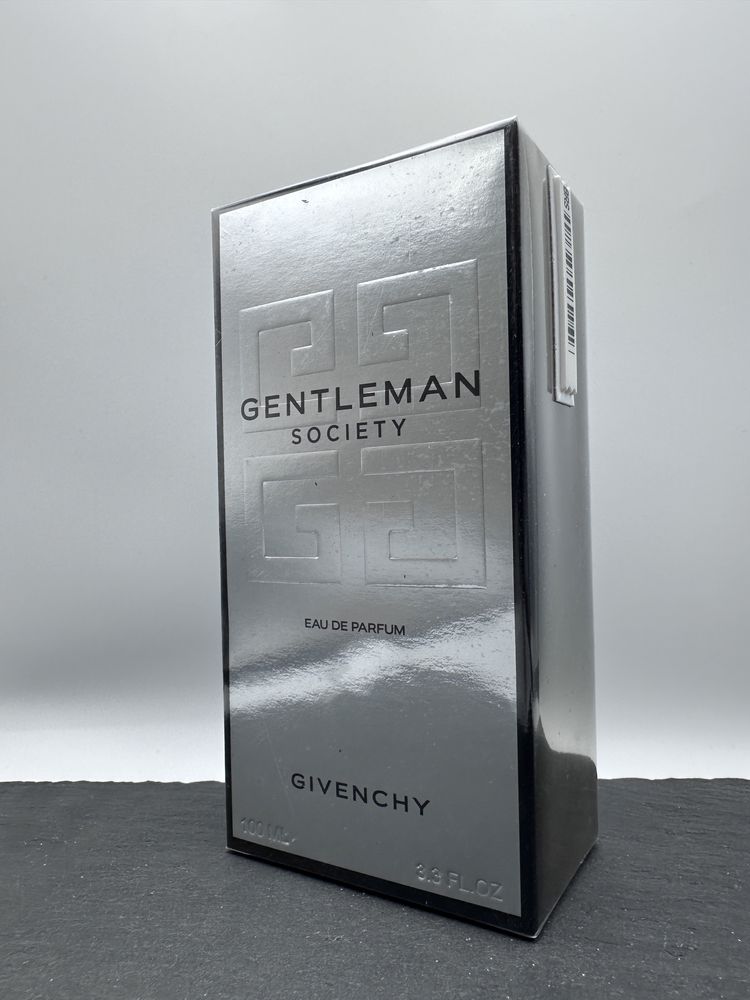 Gentleman by society Givenchy