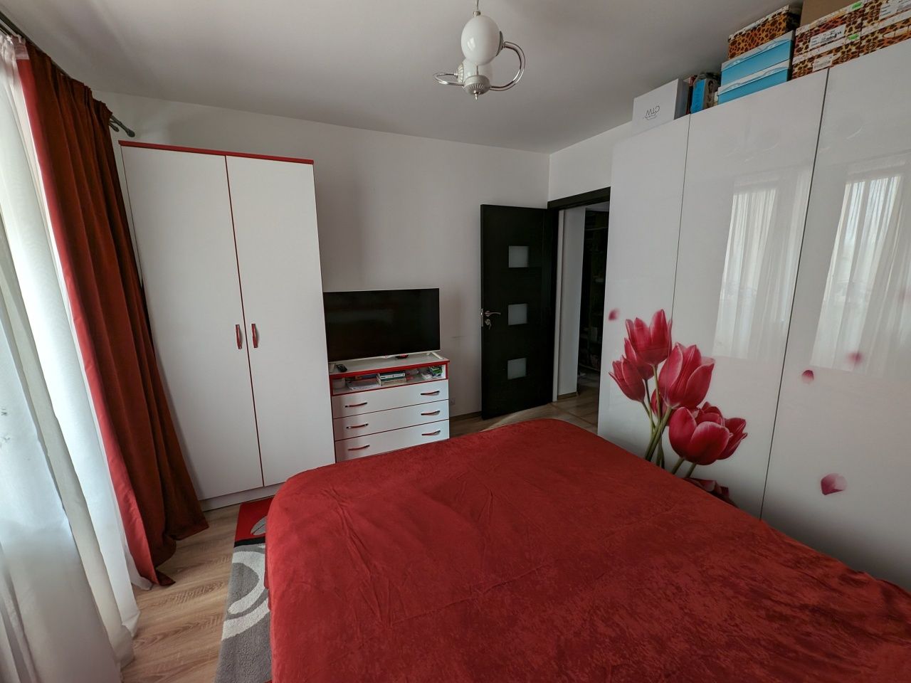 Apartament 2 camere, zona liniștită, 5 minute de Spitalul Județean,UMF