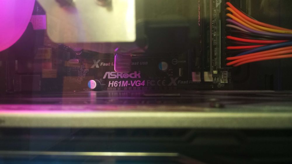 продам материнскую плату