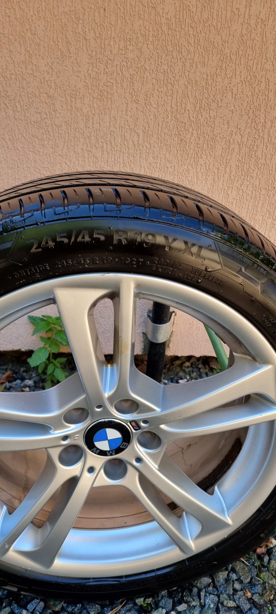 Vind jante BMW X1 X3 X4 X5 X6 cu cauciucuri vară BARUM