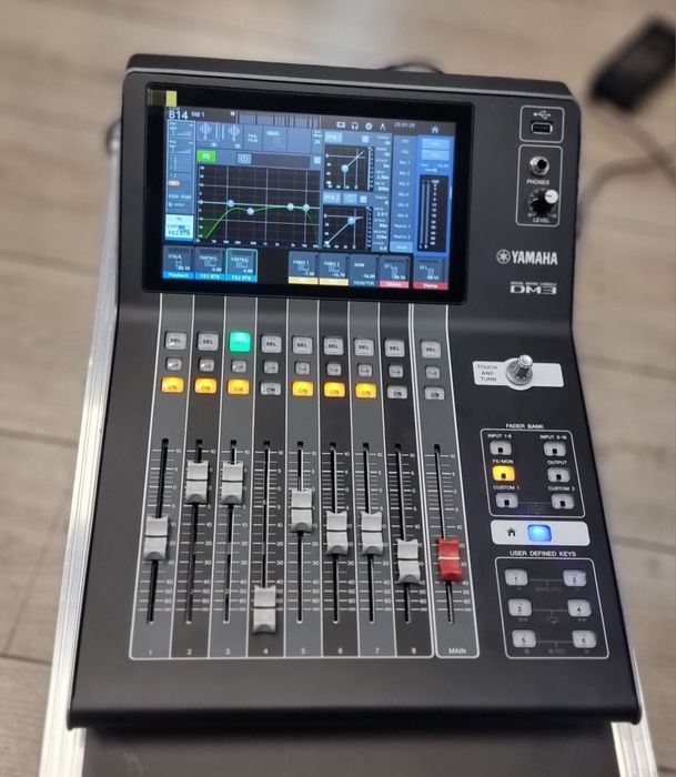 Amanet F28: Mixer Digital YAMAHA DM3S +case THON