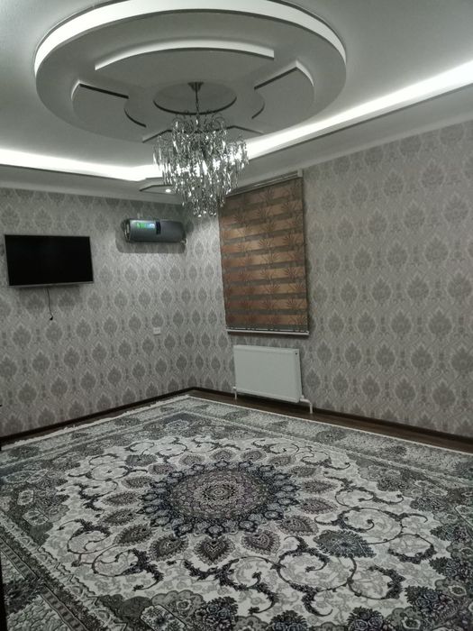 2 xonali uy barcha jihozlari bilan, Minor majmuasi orqasida