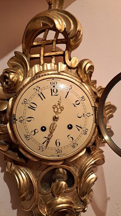 Ceas cu pendul de perete