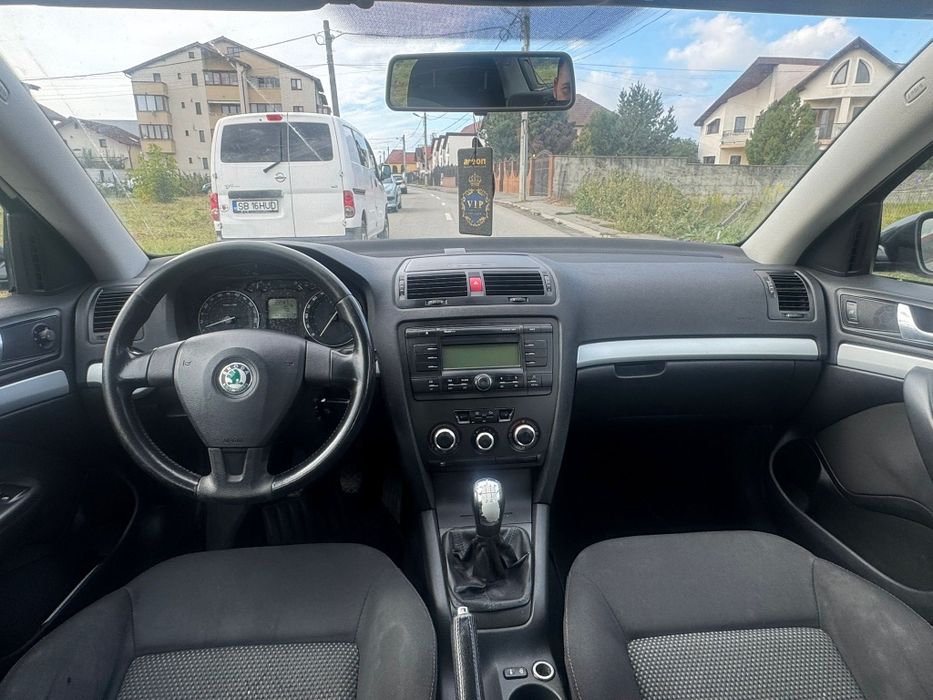 Skoda Octavia 2007 1.6Benzina