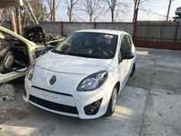 Dezmembrez Renault Twingo 2 motor 1.2 cutie manuala an 2008 usi haion