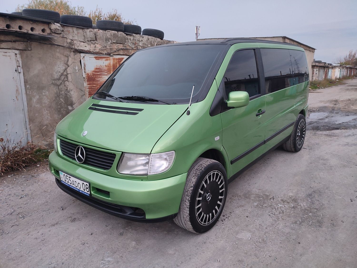 Диски Mерс R 19. С резиной
