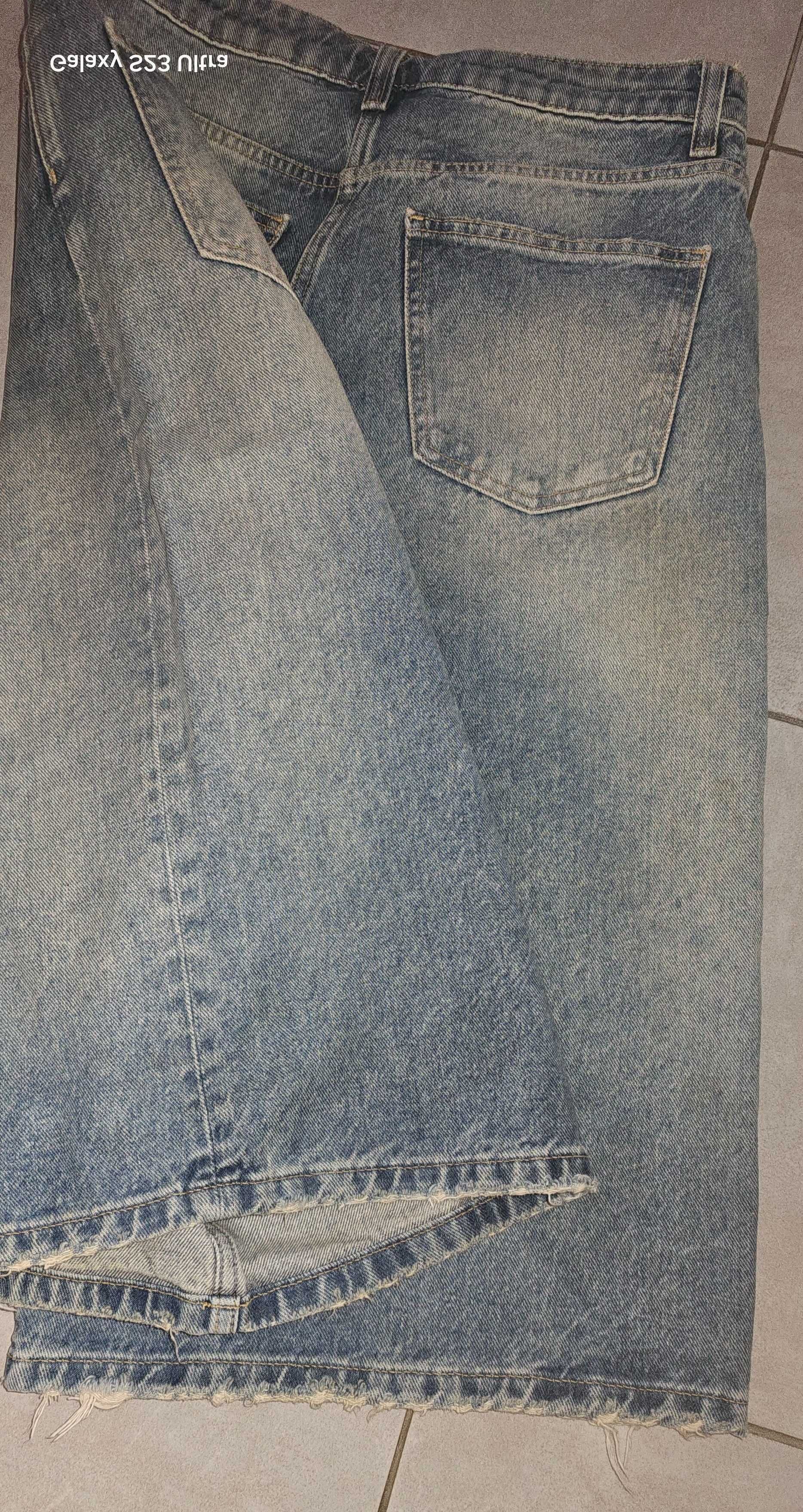 Дамски дънки бермуди BERSHKA