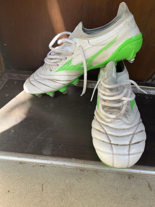 Mizuno Morelia neo