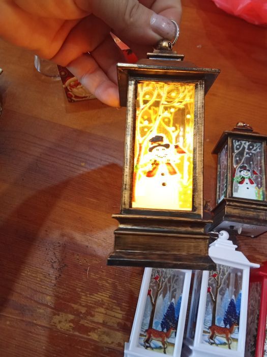 Коледни украси за базари