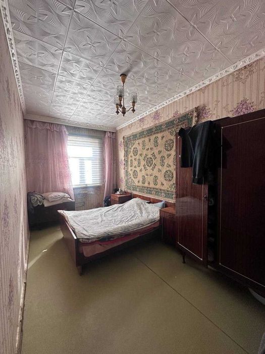 Срочно,Чехова,ойбек,60школа 3комн.