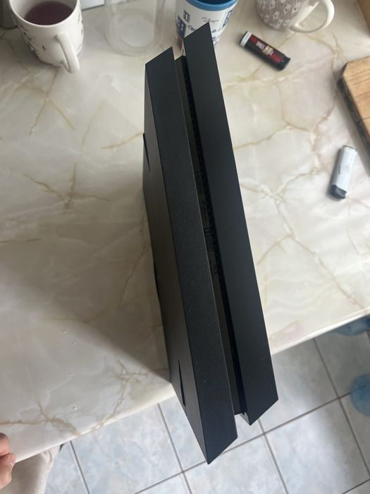 PlayStation 4 (ps4)